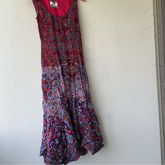 Beautiful dress from Anthropologie - Picture 2 of 16